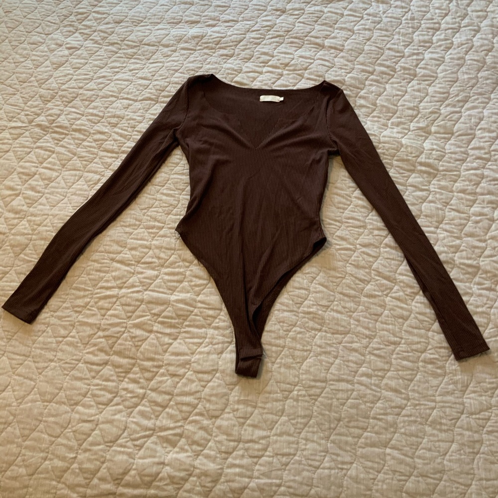 Malene V-Neck Ribbed Long Sleeve Bodysuit Mauve